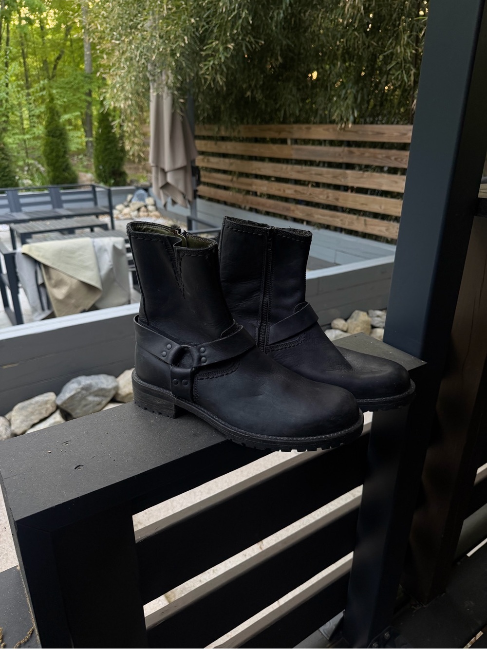 VINTAGE LIMITED EDITION Skechers Black REAL Leather Zip-Front Boots
